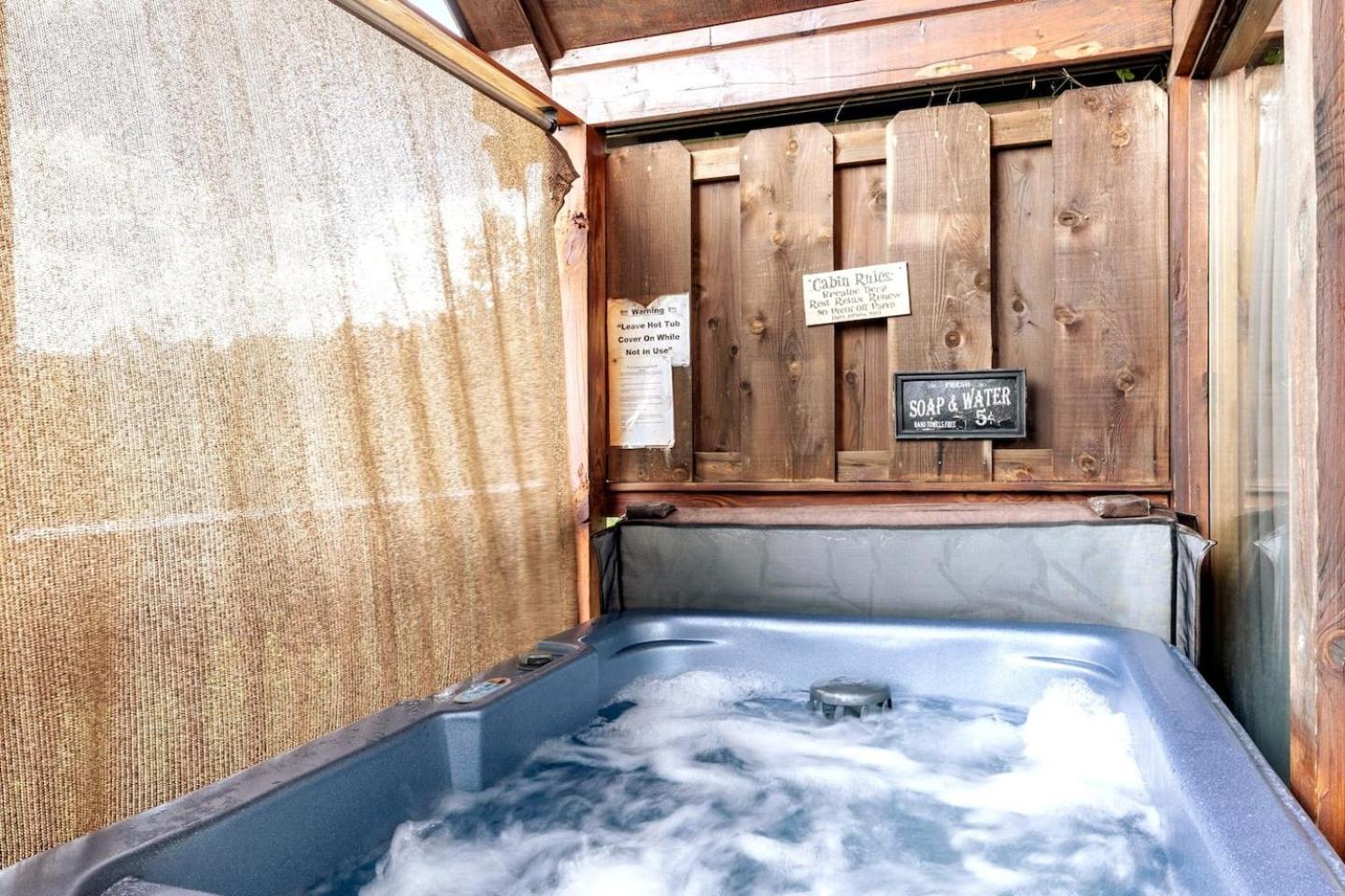 Views I Mins To Dollywood I Hot Tub I Pool Table Vila Sevierville Exterior foto